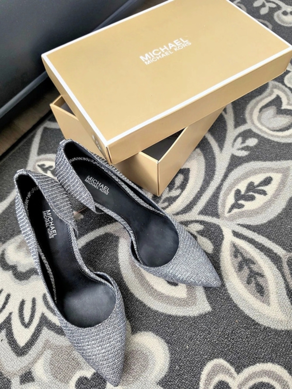 Michael Kors Pointed-Toe Pumps in Gray Like New